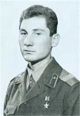 Олег Козлов